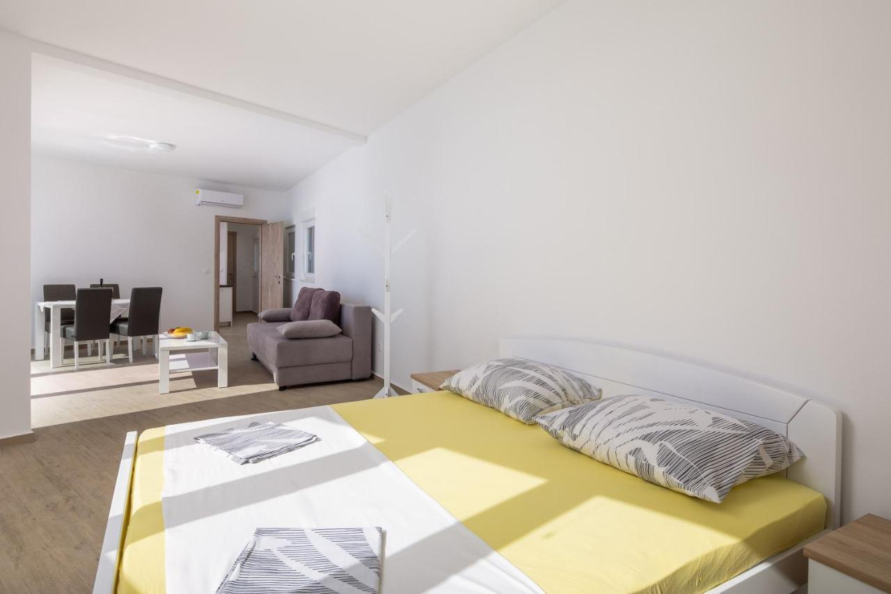 Absolute Beach Holidays Apartment ดูกีรัท ภายนอก รูปภาพ