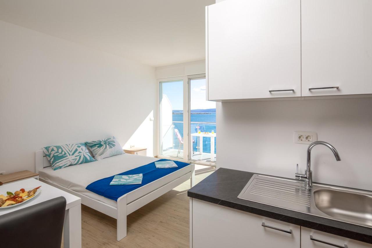 Absolute Beach Holidays Apartment ดูกีรัท ภายนอก รูปภาพ