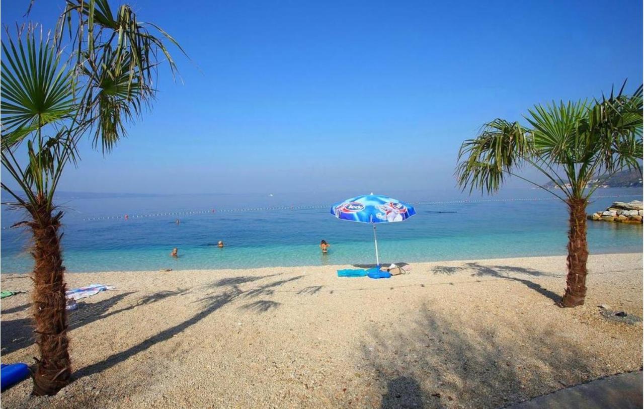Absolute Beach Holidays Apartment ดูกีรัท ภายนอก รูปภาพ